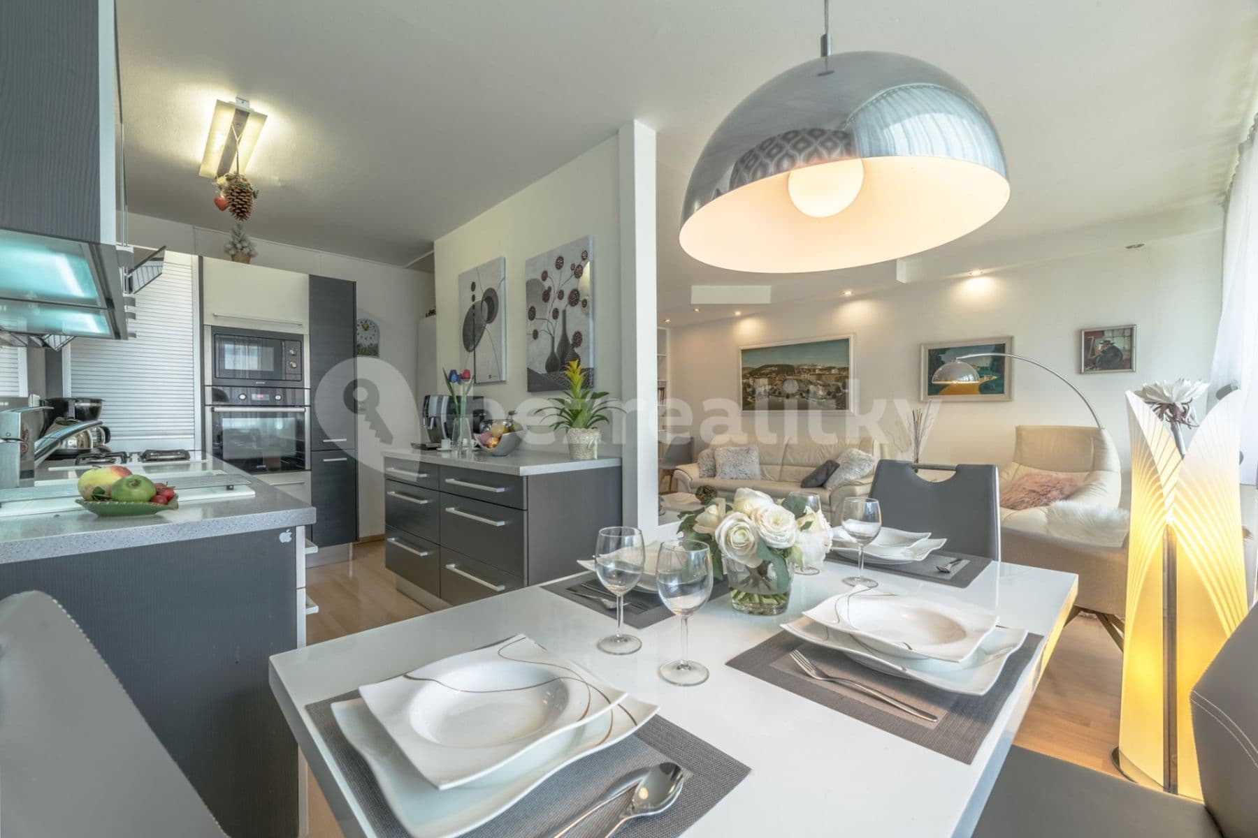 Pronájem bytu 4+kk 102 m², Nušlova, Praha, Praha Pronájem bytu 4+kk 102 m², Nušlova, Praha, Praha