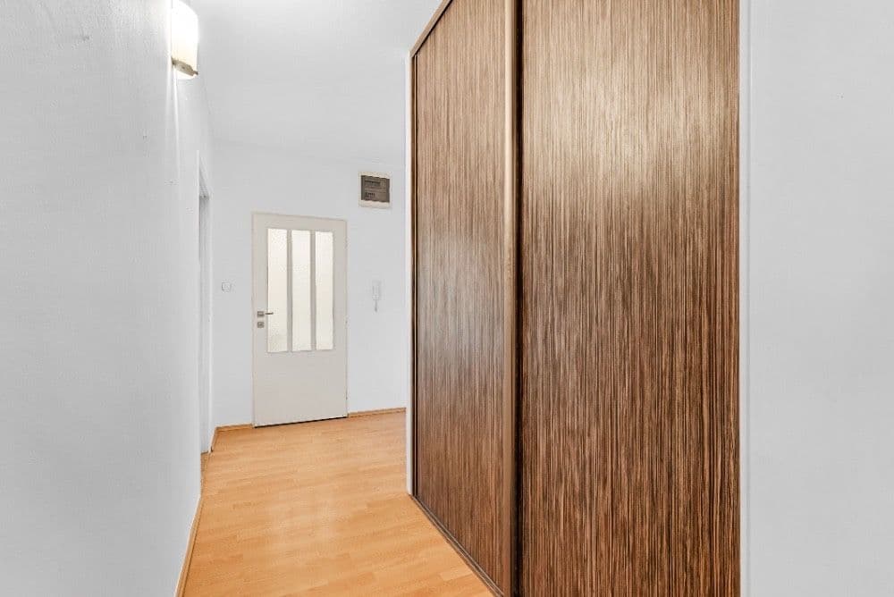 Pronájem bytu 4+1 100 m², Josefa Hory, Jablonec nad Nisou, Liberecký kraj Pronájem bytu 4+1 100 m², Josefa Hory, Jablonec nad Nisou, Liberecký kraj