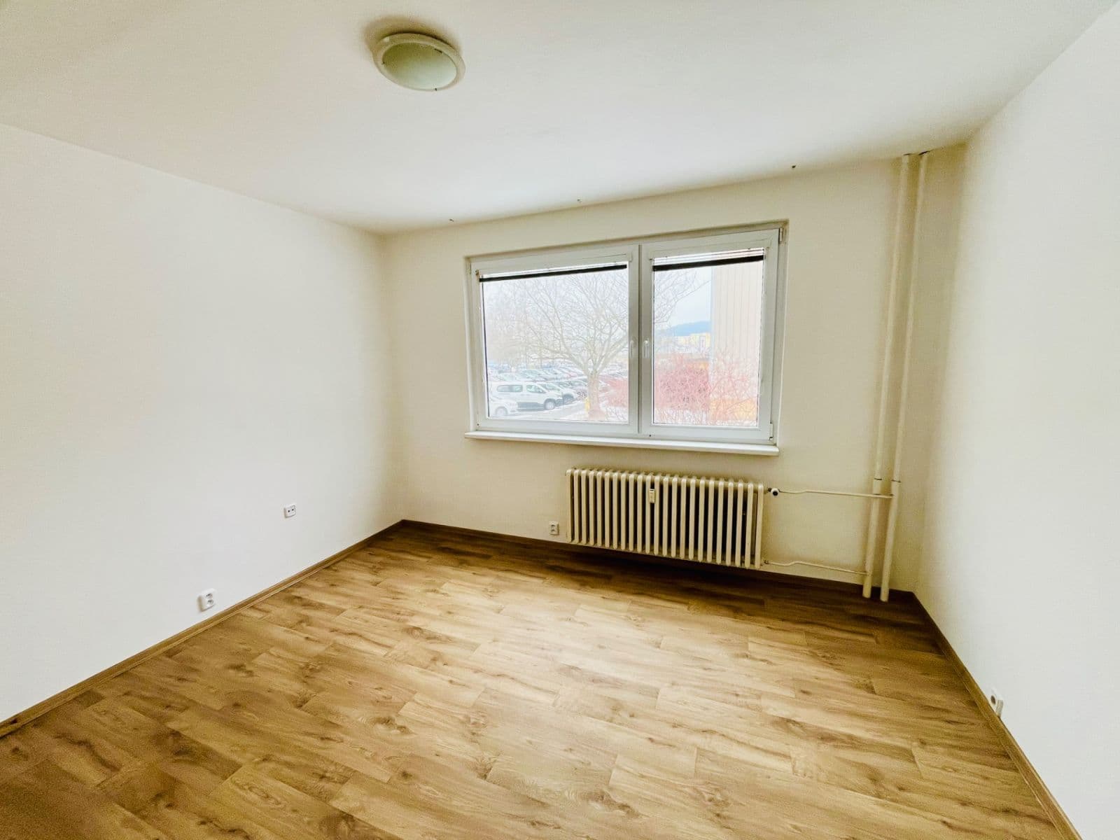 Pronájem bytu 4+1 100 m², Josefa Hory, Jablonec nad Nisou, Liberecký kraj Pronájem bytu 4+1 100 m², Josefa Hory, Jablonec nad Nisou, Liberecký kraj