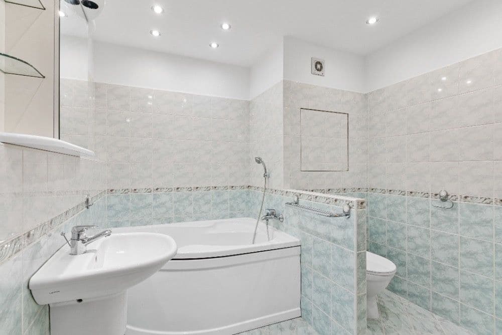 Pronájem bytu 4+1 100 m², Josefa Hory, Jablonec nad Nisou, Liberecký kraj Pronájem bytu 4+1 100 m², Josefa Hory, Jablonec nad Nisou, Liberecký kraj