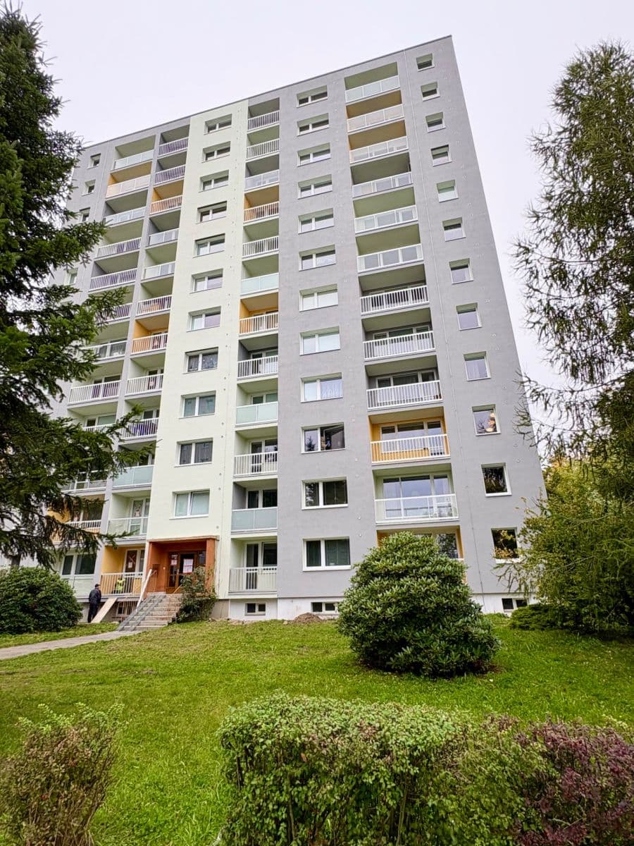 Pronájem bytu 4+1 100 m², Josefa Hory, Jablonec nad Nisou, Liberecký kraj Pronájem bytu 4+1 100 m², Josefa Hory, Jablonec nad Nisou, Liberecký kraj