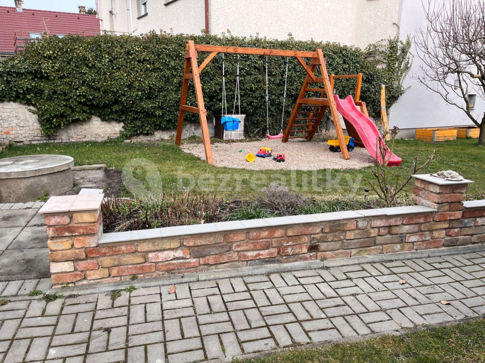 Pronájem domu 100 m², pozemek 200 m², Dudychova, Holice, Pardubický kraj Pronájem domu 100 m², pozemek 200 m², Dudychova, Holice, Pardubický kraj