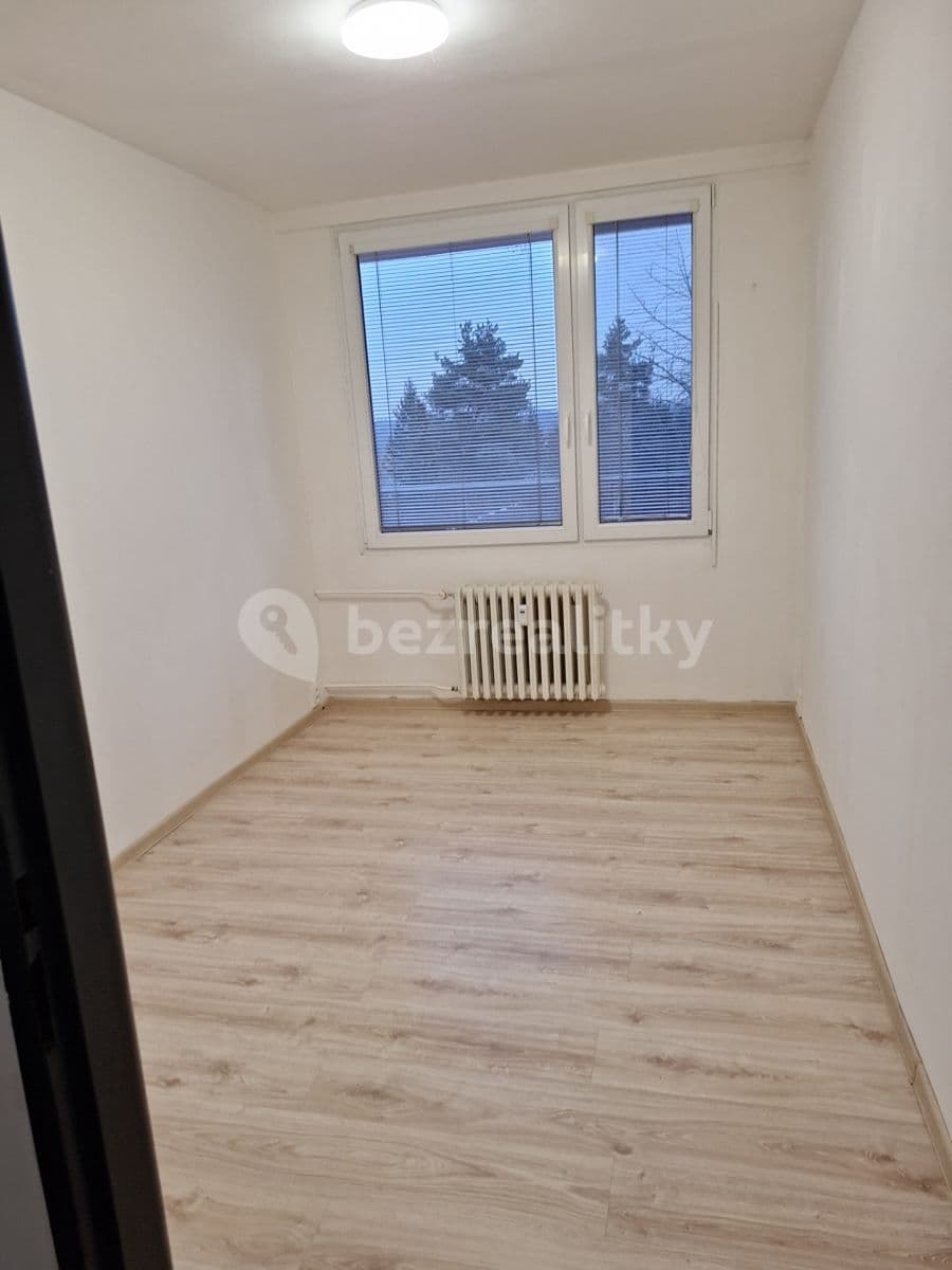 Pronájem bytu 2+1 40 m², Nezvalova, Benešov, Středočeský kraj Pronájem bytu 2+1 40 m², Nezvalova, Benešov, Středočeský kraj