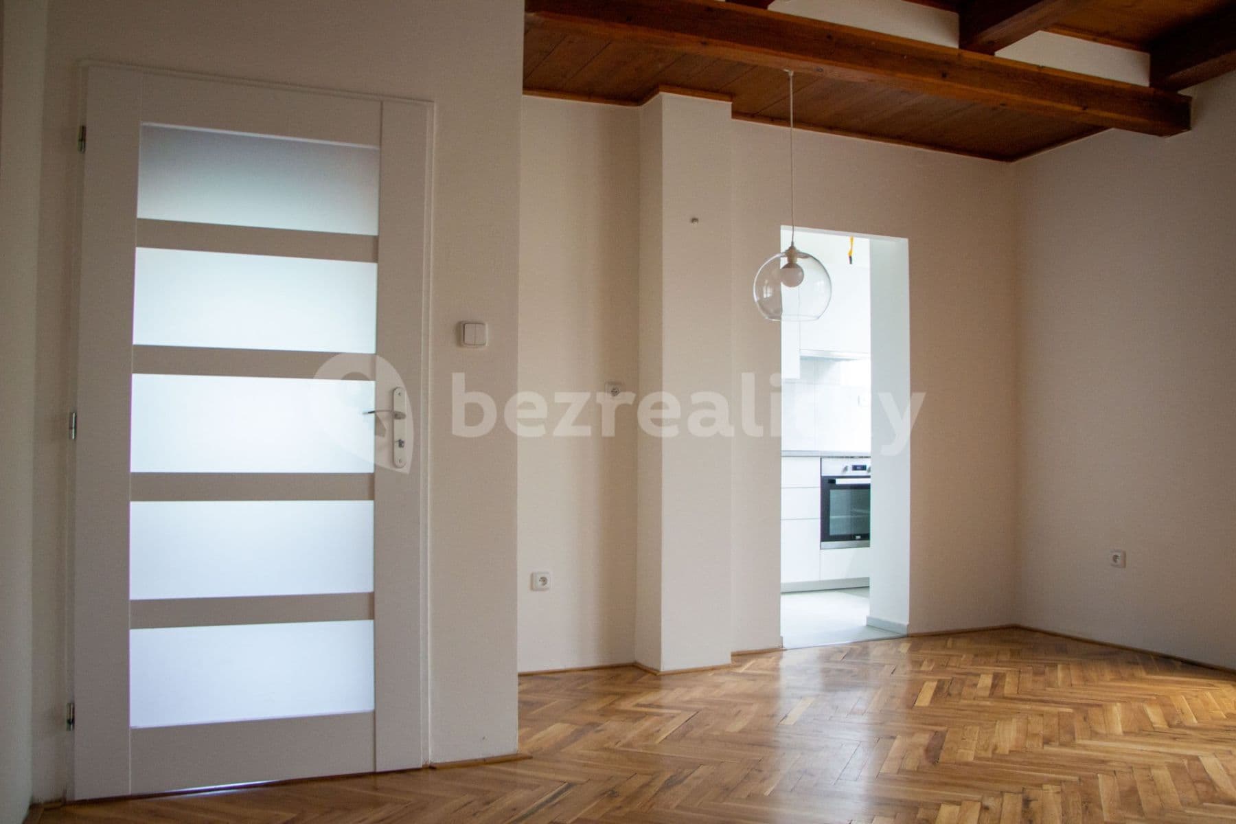 Pronájem bytu 2+kk 50 m², Krkoškova, Brno, Jihomoravský kraj Pronájem bytu 2+kk 50 m², Krkoškova, Brno, Jihomoravský kraj