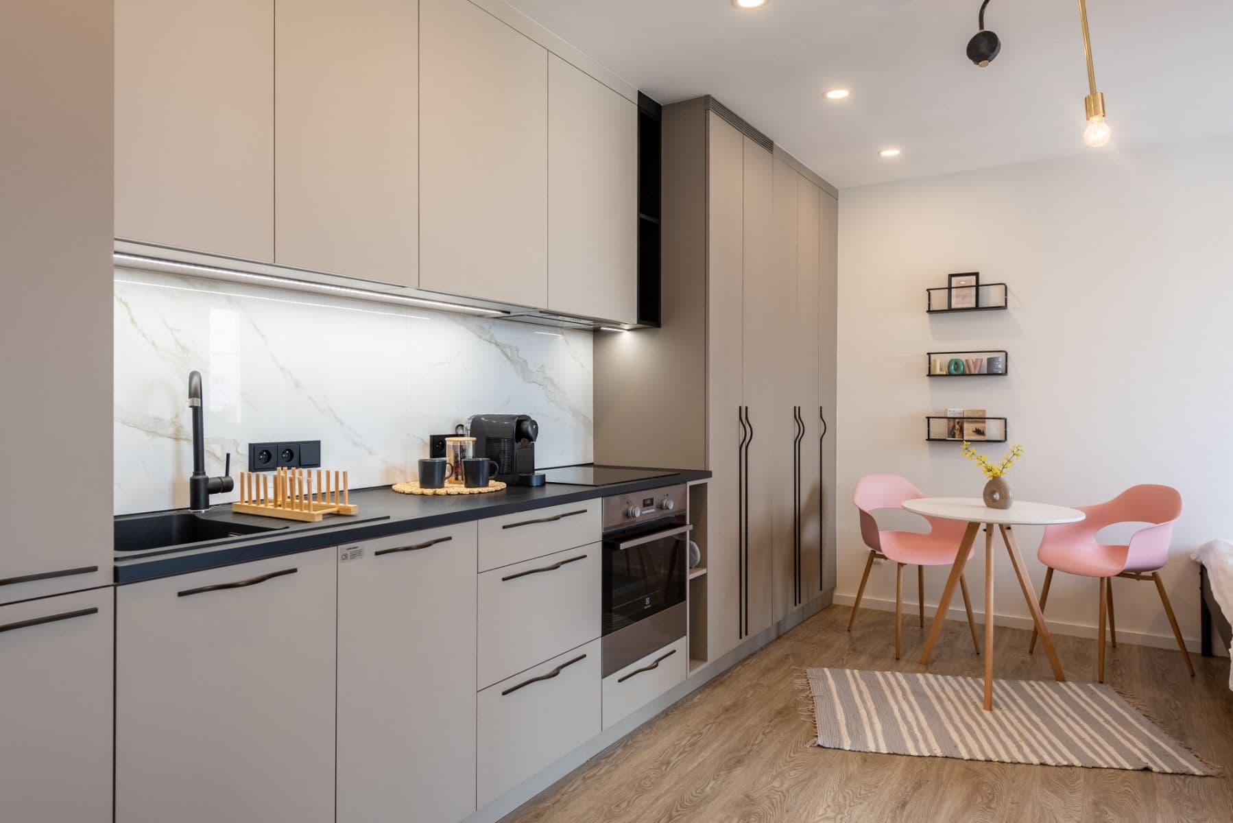 Pronájem bytu 30 m², Moravská, Praha, Praha Pronájem bytu 30 m², Moravská, Praha, Praha