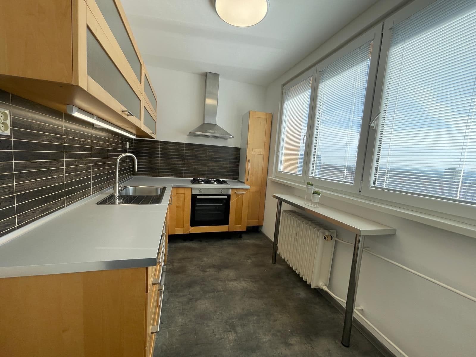 Pronájem bytu 1+1 37 m², Dr. Martínka, Ostrava, Moravskoslezský kraj Pronájem bytu 1+1 37 m², Dr. Martínka, Ostrava, Moravskoslezský kraj