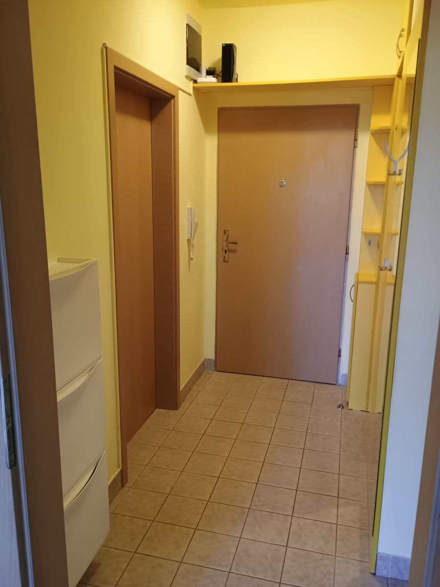 Pronájem bytu 3+kk 72 m², Nad Paloučkem, Beroun, Středočeský kraj Pronájem bytu 3+kk 72 m², Nad Paloučkem, Beroun, Středočeský kraj