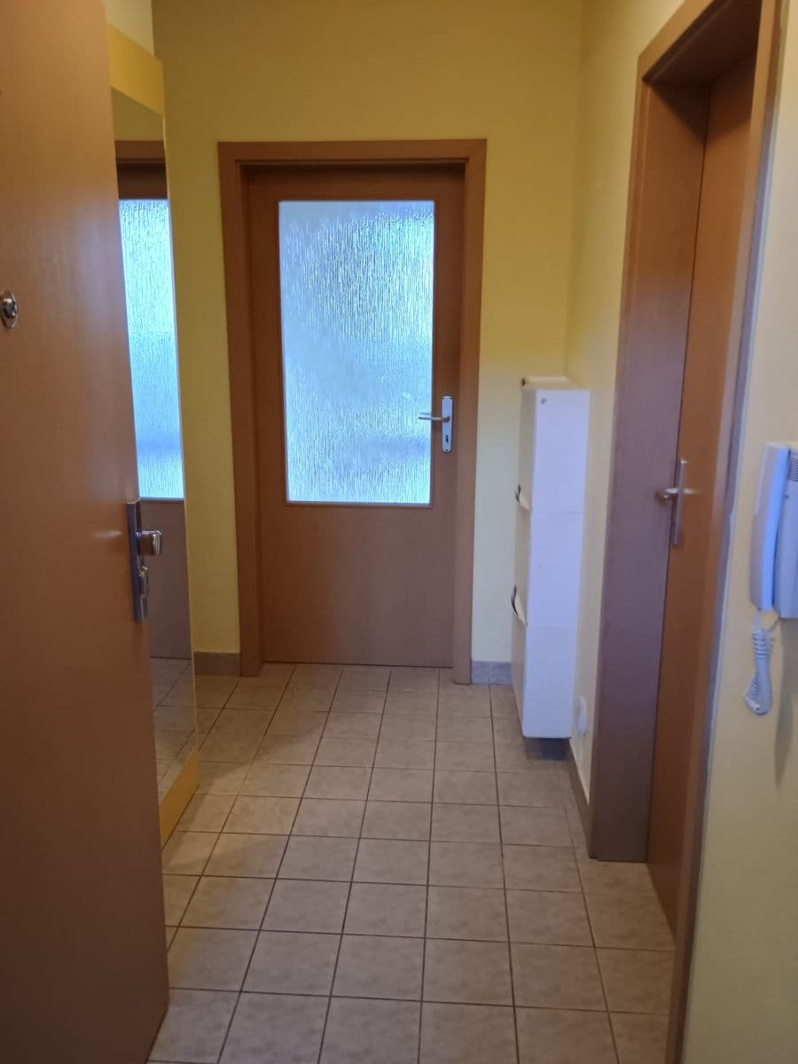 Pronájem bytu 3+kk 72 m², Nad Paloučkem, Beroun, Středočeský kraj Pronájem bytu 3+kk 72 m², Nad Paloučkem, Beroun, Středočeský kraj