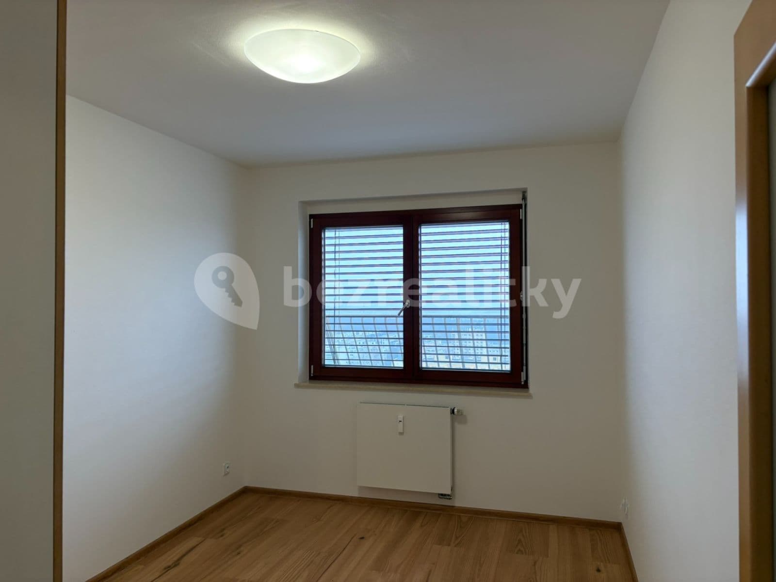 Pronájem bytu 3+1 91 m², Nevanova, Praha, Praha Pronájem bytu 3+1 91 m², Nevanova, Praha, Praha