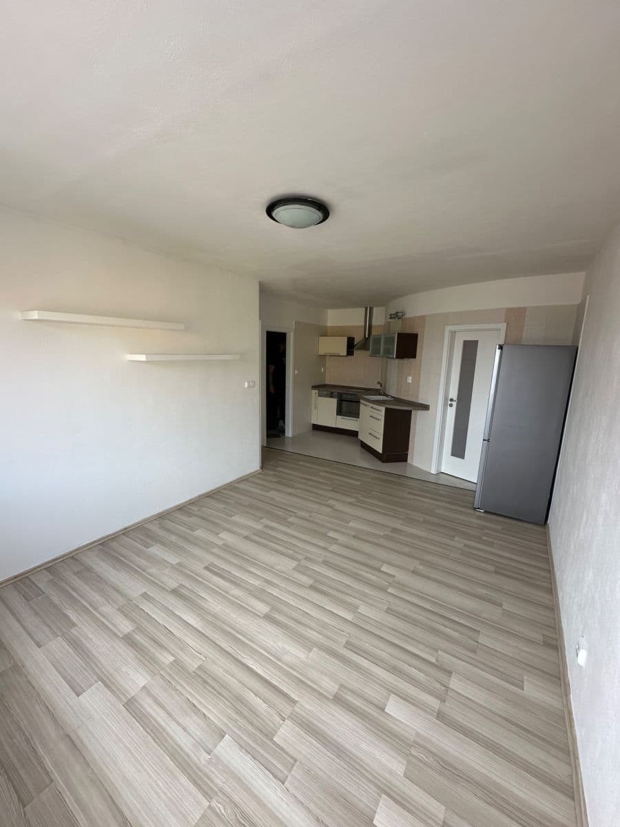 Pronájem bytu 2+kk 44 m², Nad Papežem, Dobříš, Středočeský kraj Pronájem bytu 2+kk 44 m², Nad Papežem, Dobříš, Středočeský kraj