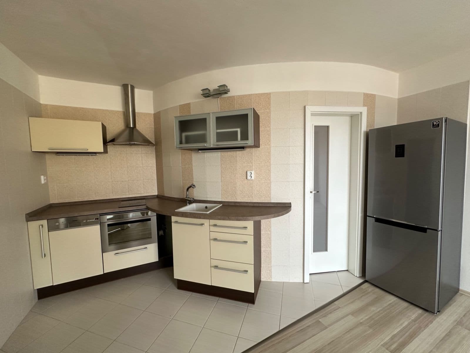Pronájem bytu 2+kk 44 m², Nad Papežem, Dobříš, Středočeský kraj Pronájem bytu 2+kk 44 m², Nad Papežem, Dobříš, Středočeský kraj