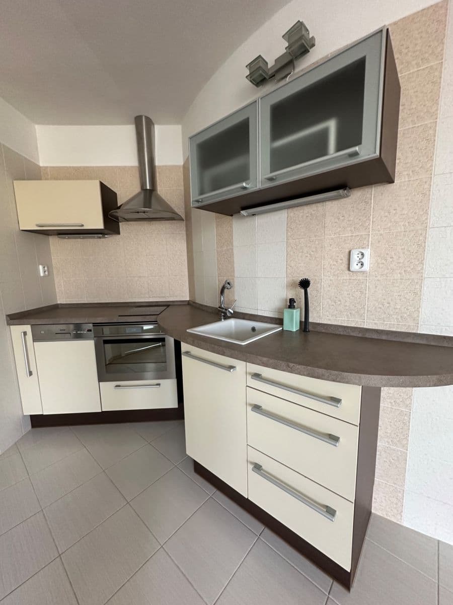 Pronájem bytu 2+kk 44 m², Nad Papežem, Dobříš, Středočeský kraj Pronájem bytu 2+kk 44 m², Nad Papežem, Dobříš, Středočeský kraj