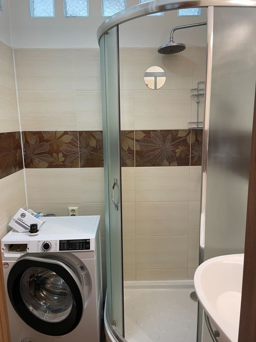 Pronájem bytu 2+1 55 m², Kneslova, Brno, Jihomoravský kraj Pronájem bytu 2+1 55 m², Kneslova, Brno, Jihomoravský kraj