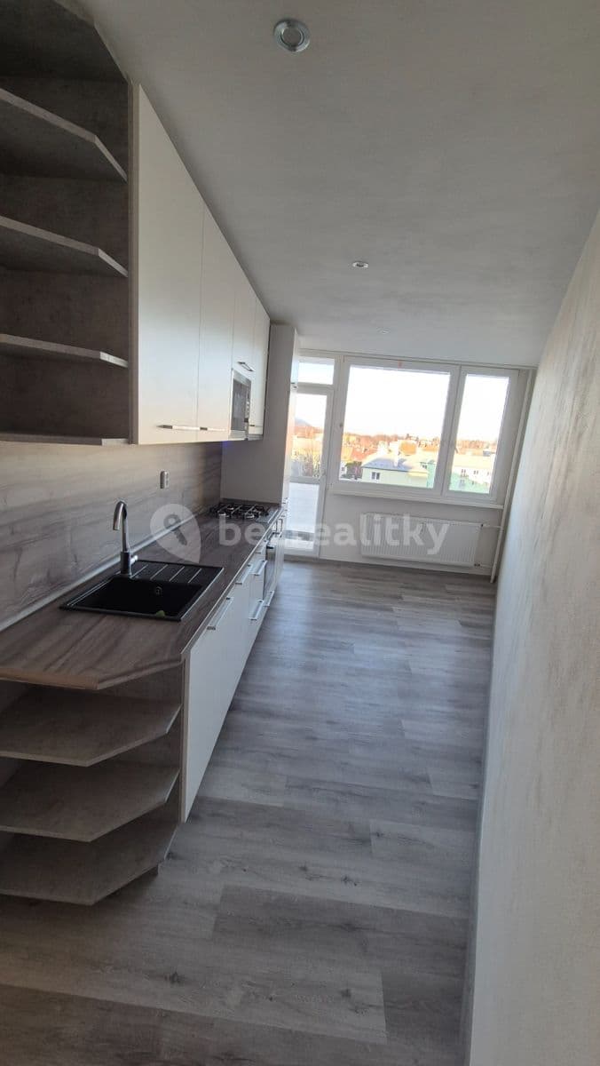 Pronájem bytu 3+1 76 m², Bezručova, Chomutov, Ústecký kraj Pronájem bytu 3+1 76 m², Bezručova, Chomutov, Ústecký kraj