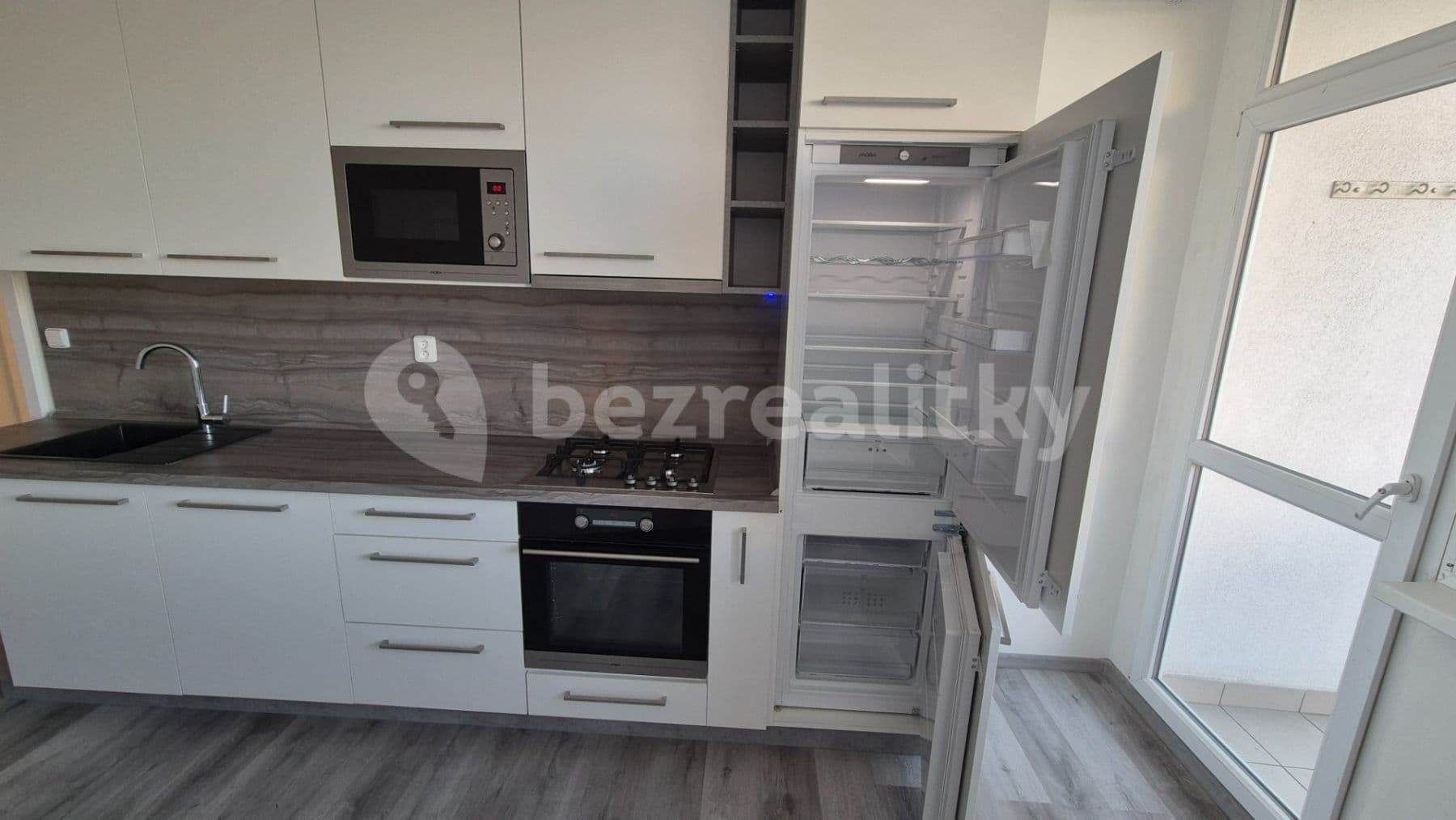 Pronájem bytu 3+1 76 m², Bezručova, Chomutov, Ústecký kraj Pronájem bytu 3+1 76 m², Bezručova, Chomutov, Ústecký kraj