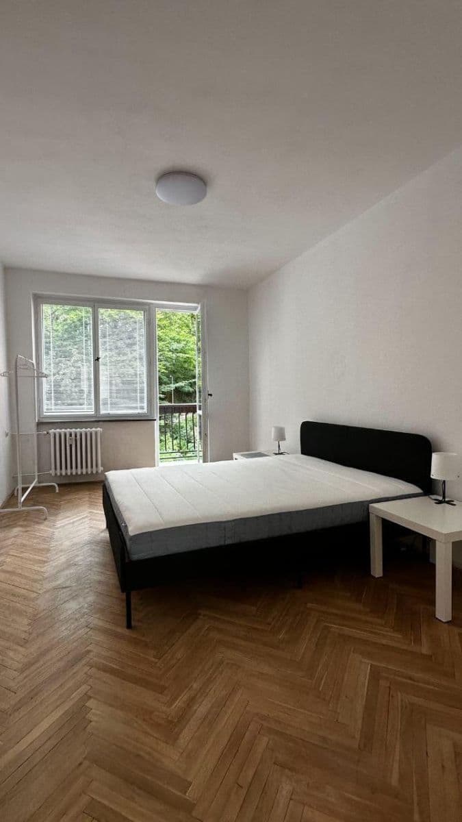 Pronájem bytu 2+1 55 m², I. P. Pavlova, Karlovy Vary, Karlovarský kraj Pronájem bytu 2+1 55 m², I. P. Pavlova, Karlovy Vary, Karlovarský kraj