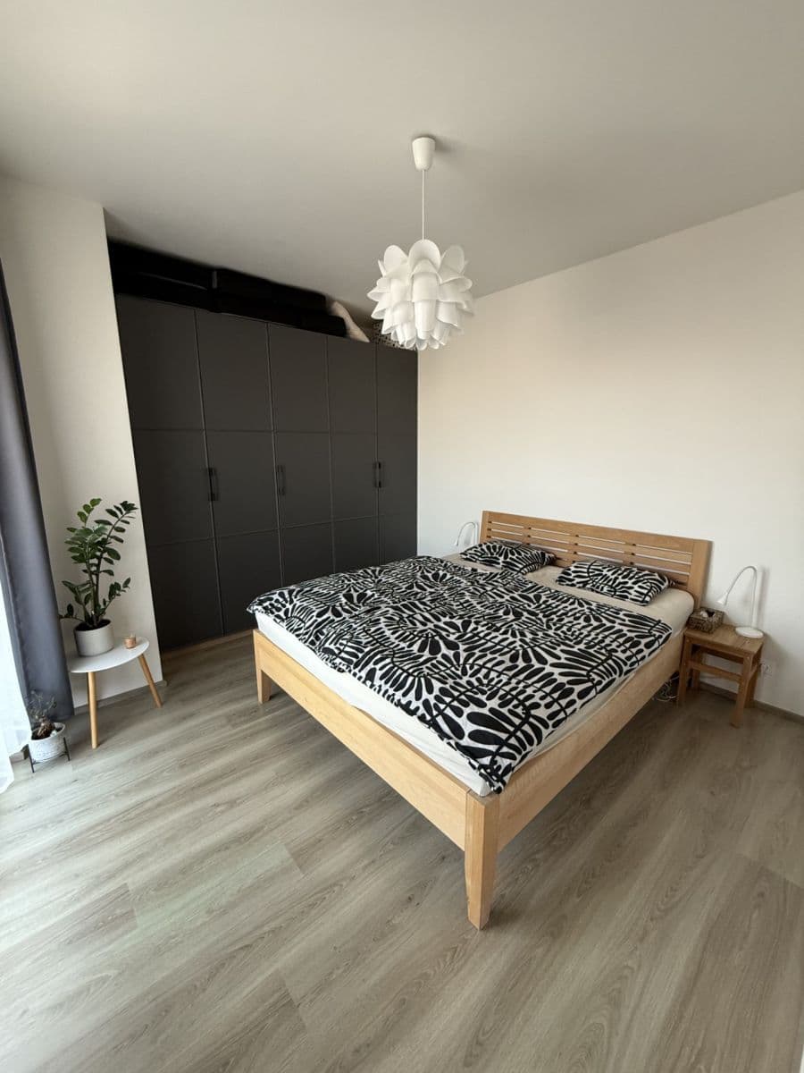 Pronájem bytu 2+kk 50 m², Kramperova, Praha, Praha Pronájem bytu 2+kk 50 m², Kramperova, Praha, Praha