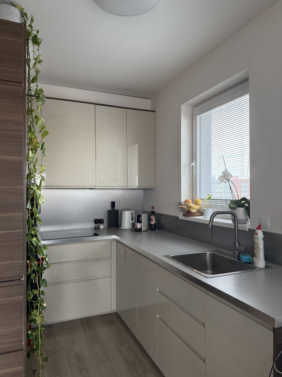 Pronájem bytu 2+kk 50 m², Kramperova, Praha, Praha Pronájem bytu 2+kk 50 m², Kramperova, Praha, Praha