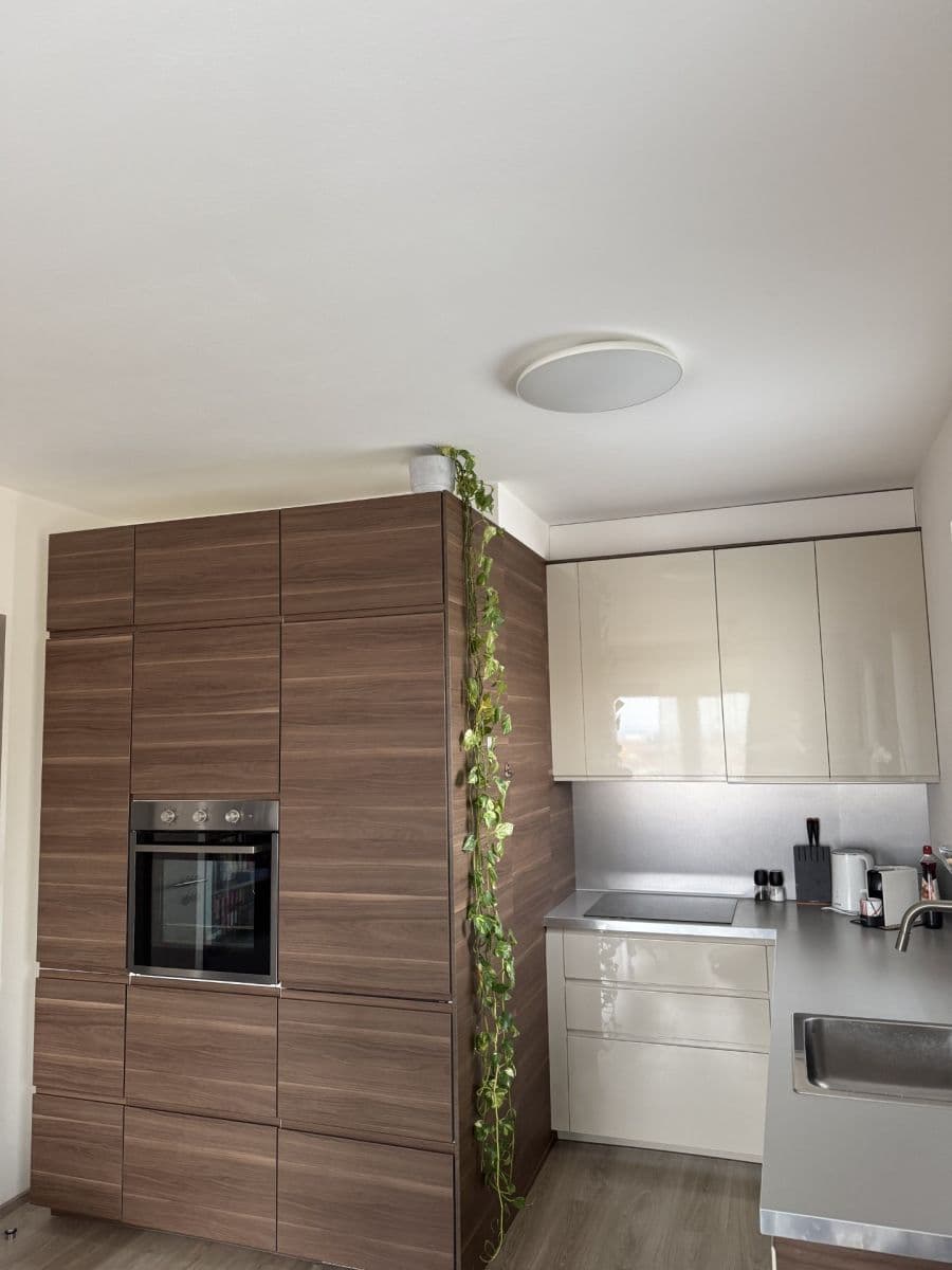 Pronájem bytu 2+kk 50 m², Kramperova, Praha, Praha Pronájem bytu 2+kk 50 m², Kramperova, Praha, Praha