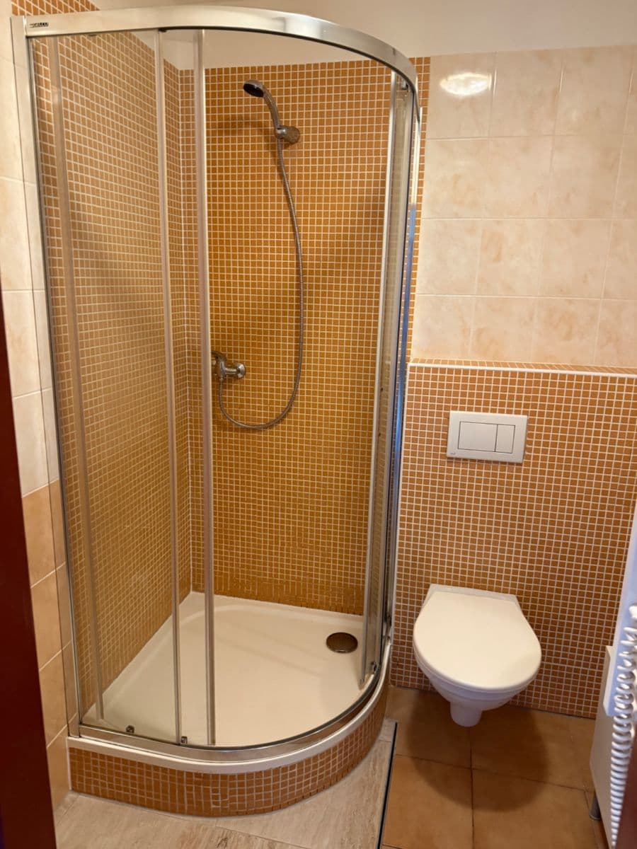 Pronájem bytu 1+kk 21 m², Michelská, Praha, Praha Pronájem bytu 1+kk 21 m², Michelská, Praha, Praha