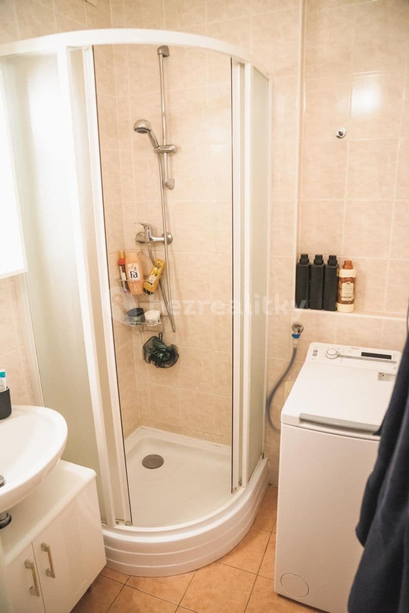 Pronájem bytu 1+kk 39 m², Třinecká, Praha, Praha Pronájem bytu 1+kk 39 m², Třinecká, Praha, Praha