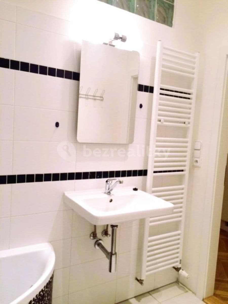 Prodej bytu 2+kk 43 m², Praha, Praha Prodej bytu 2+kk 43 m², Praha, Praha