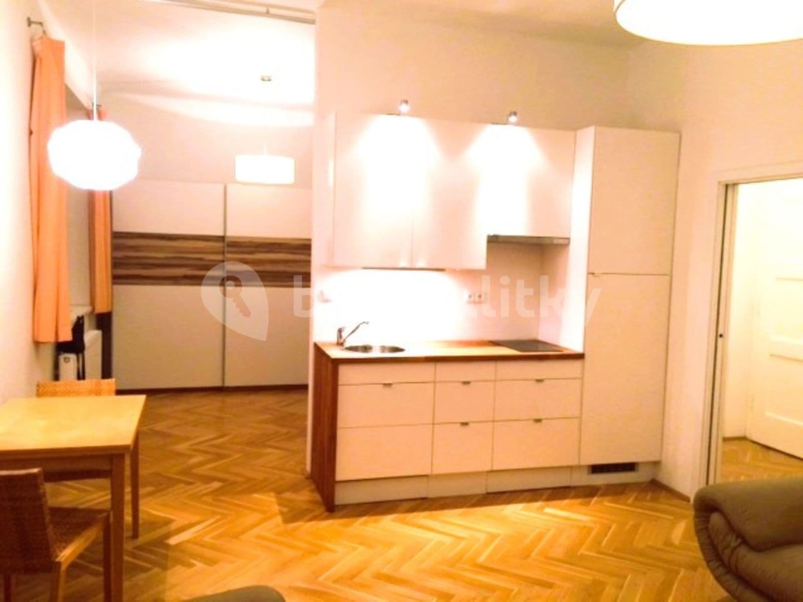Prodej bytu 2+kk 43 m², Praha, Praha Prodej bytu 2+kk 43 m², Praha, Praha