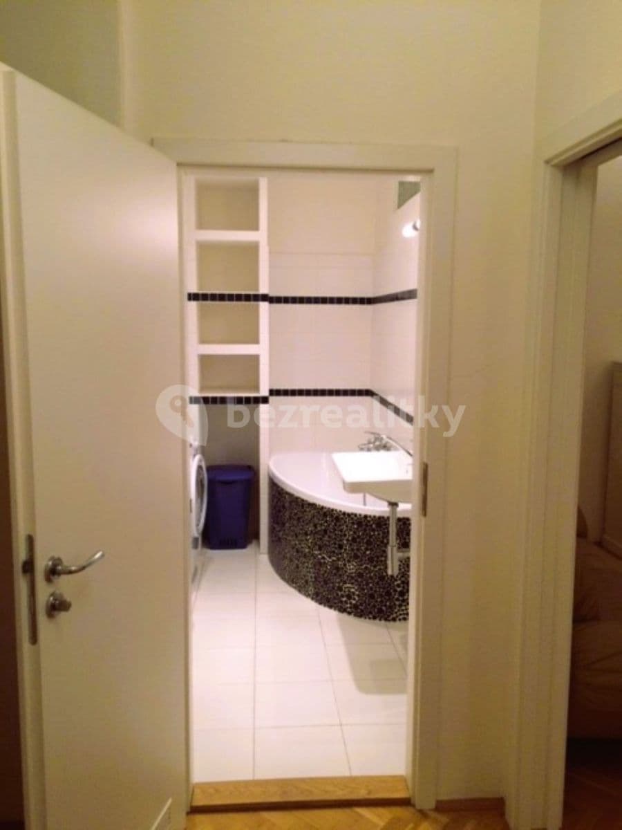 Prodej bytu 2+kk 43 m², Praha, Praha Prodej bytu 2+kk 43 m², Praha, Praha