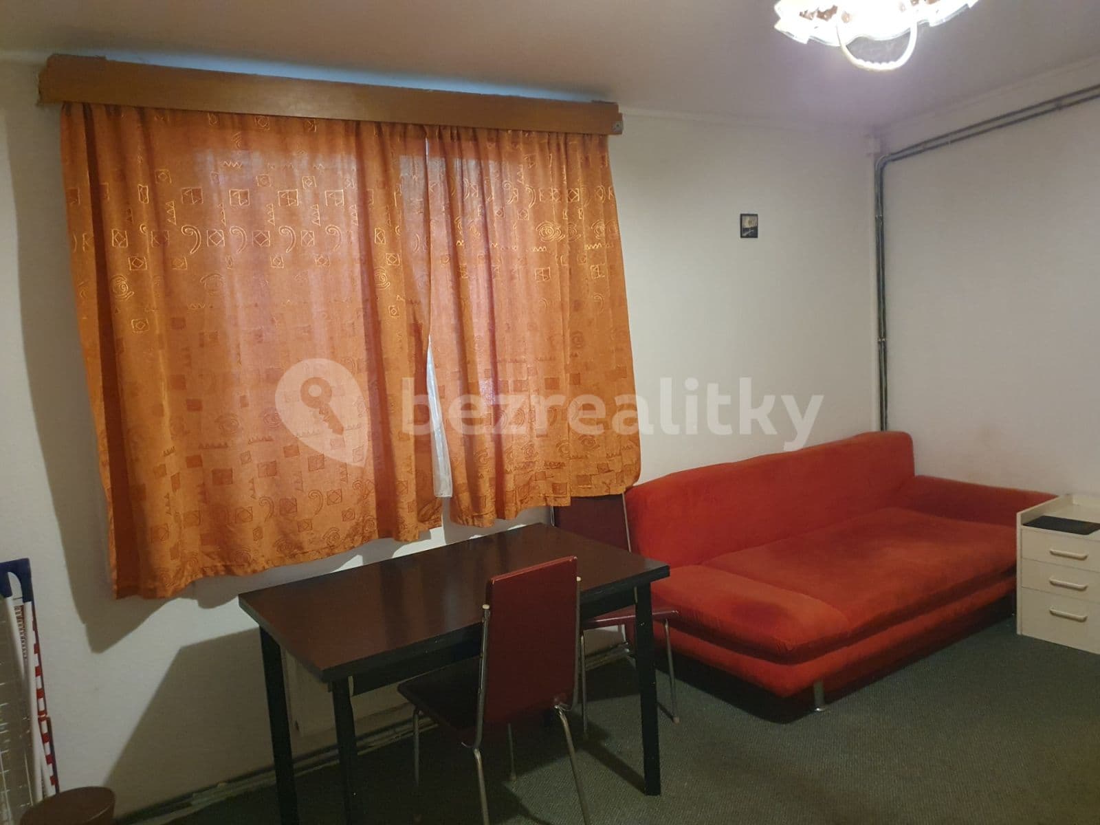 Pronájem bytu 1+kk 25 m², Hornická, Jinočany, Středočeský kraj Pronájem bytu 1+kk 25 m², Hornická, Jinočany, Středočeský kraj