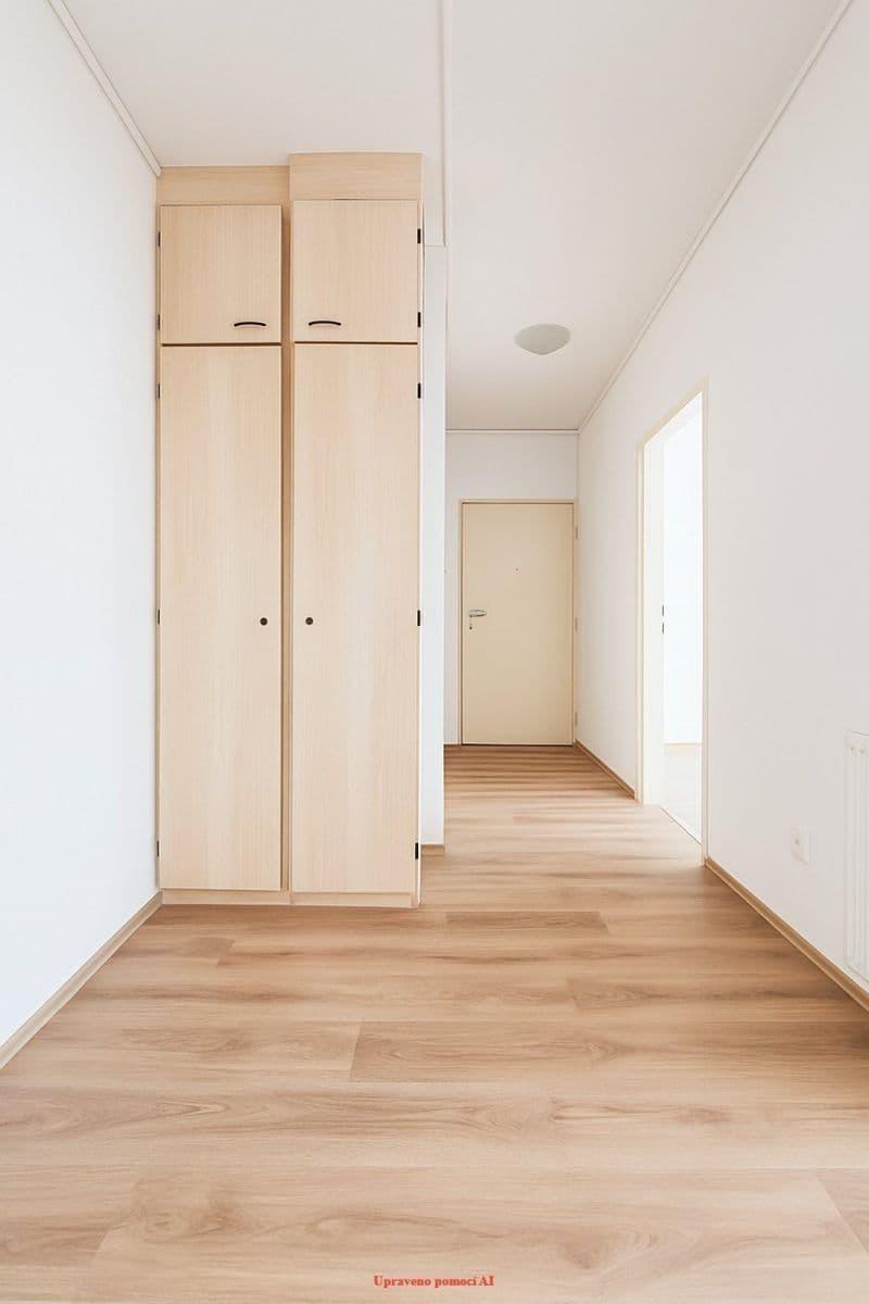 Pronájem bytu 3+1 73 m², Ke Studánce, Orlová, Moravskoslezský kraj Pronájem bytu 3+1 73 m², Ke Studánce, Orlová, Moravskoslezský kraj