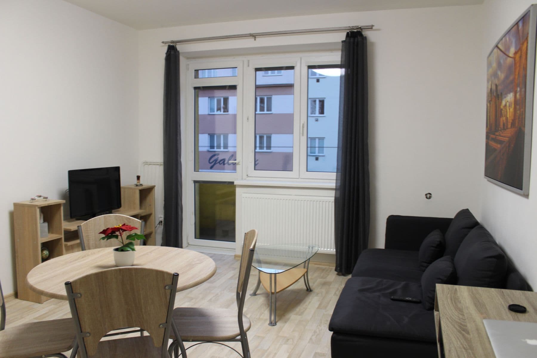 Pronájem bytu 43 m², Renneská třída, Brno, Jihomoravský kraj Pronájem bytu 43 m², Renneská třída, Brno, Jihomoravský kraj