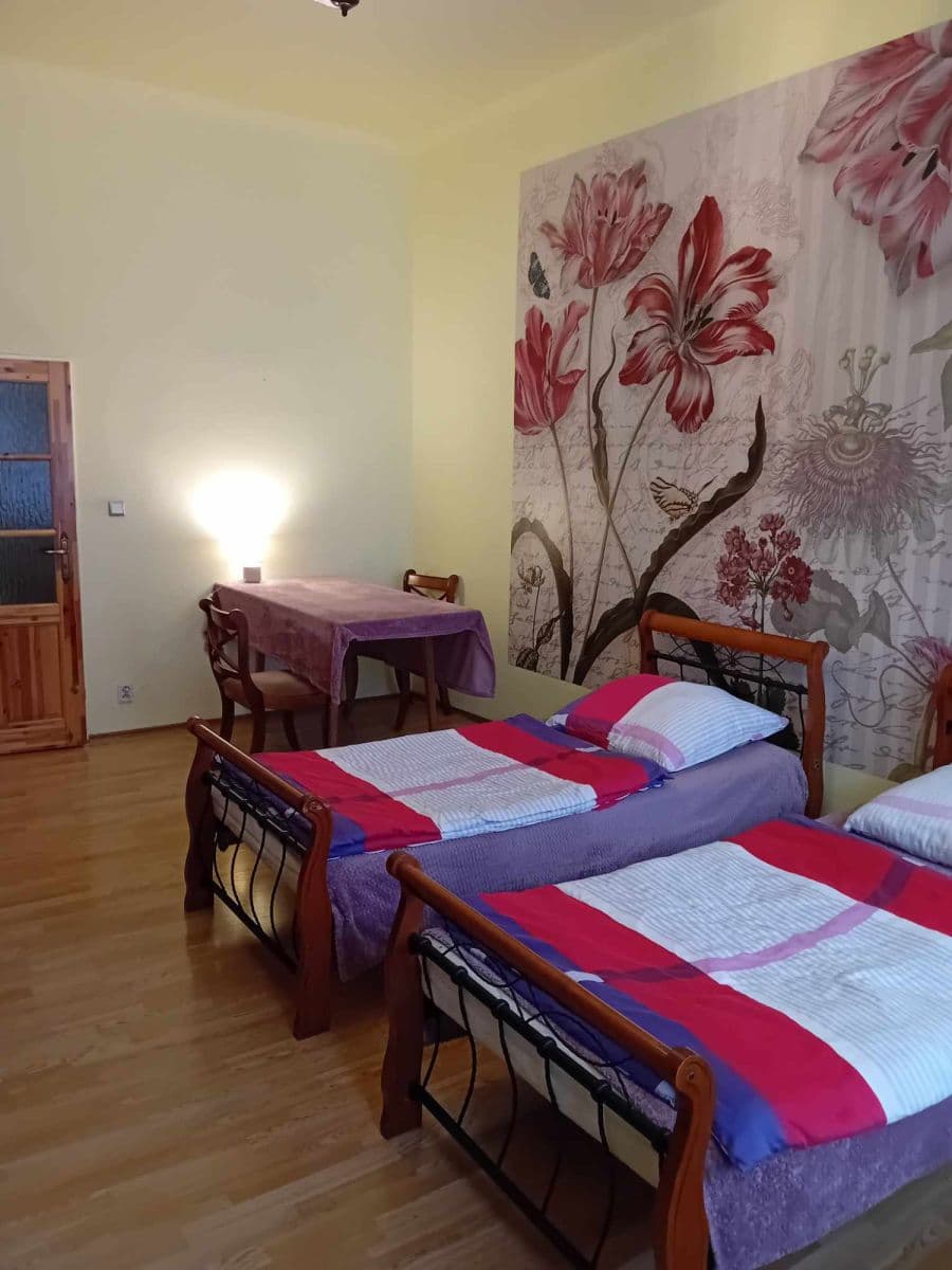 Pronájem bytu 40 m², Orebitská, Praha, Praha Pronájem bytu 40 m², Orebitská, Praha, Praha