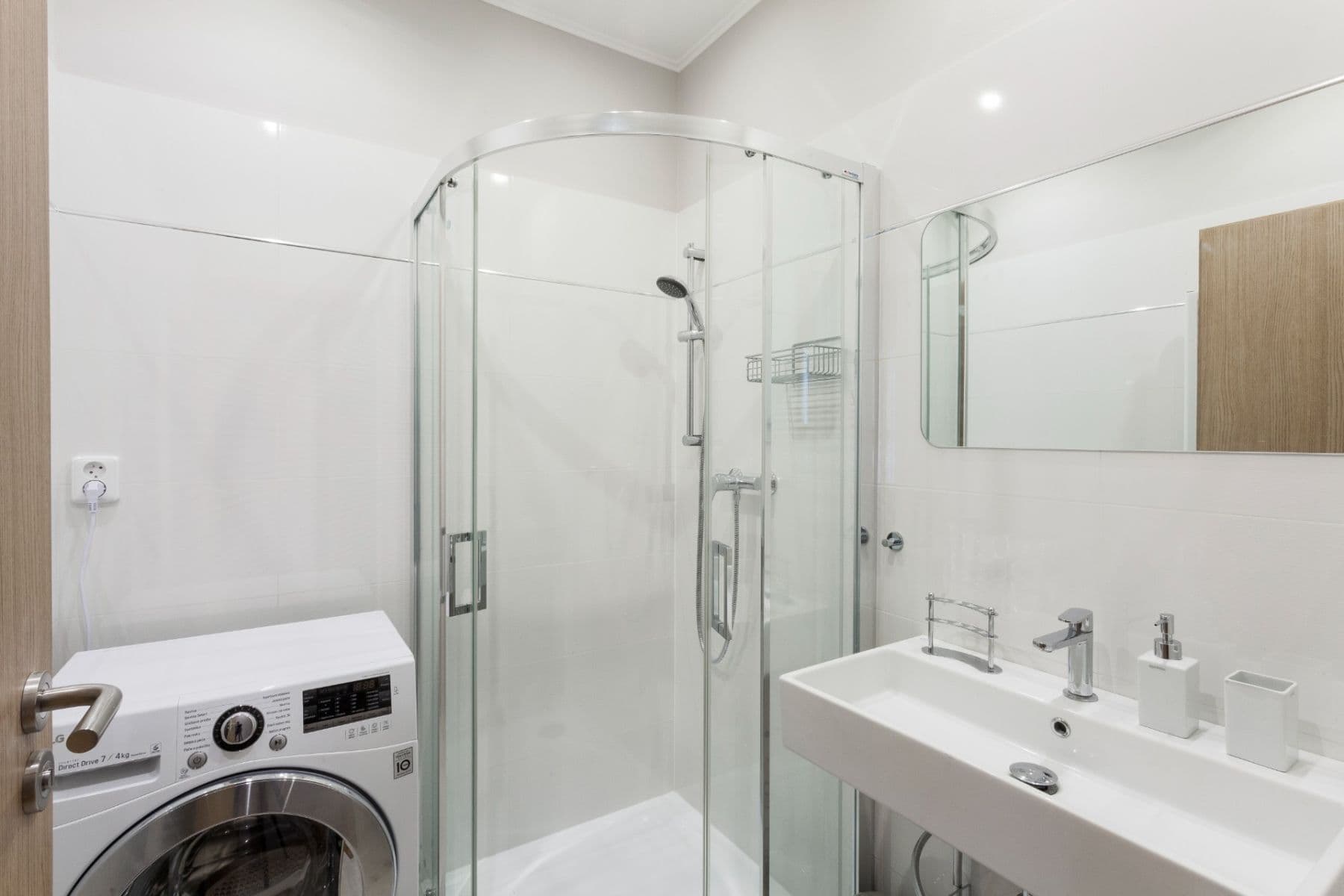 Pronájem bytu 1+1 30 m², Březinova, Praha, Praha Pronájem bytu 1+1 30 m², Březinova, Praha, Praha