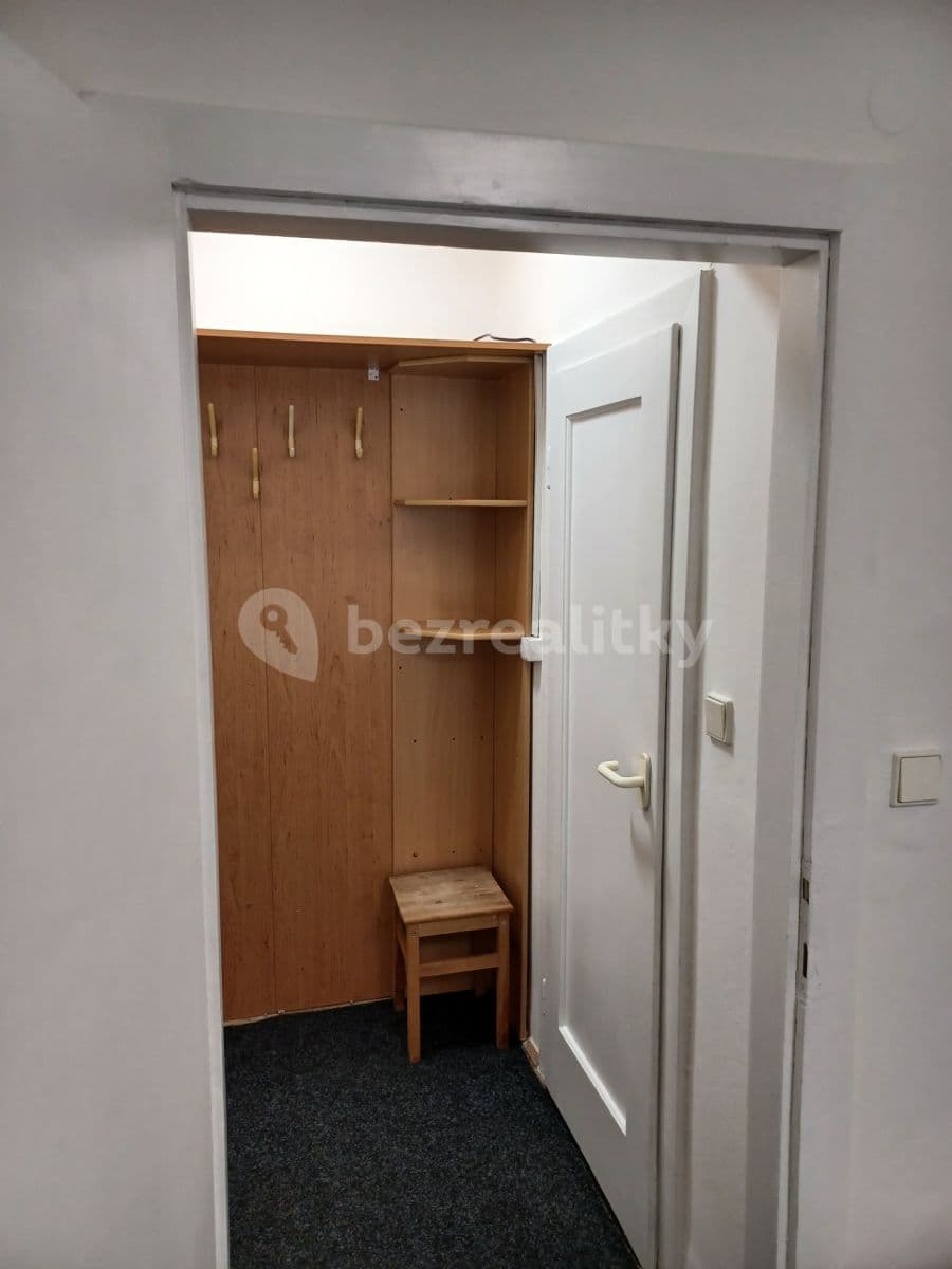 Pronájem bytu Garsoniéra 16 m², Merhautova, Brno, Jihomoravský kraj Pronájem bytu Garsoniéra 16 m², Merhautova, Brno, Jihomoravský kraj