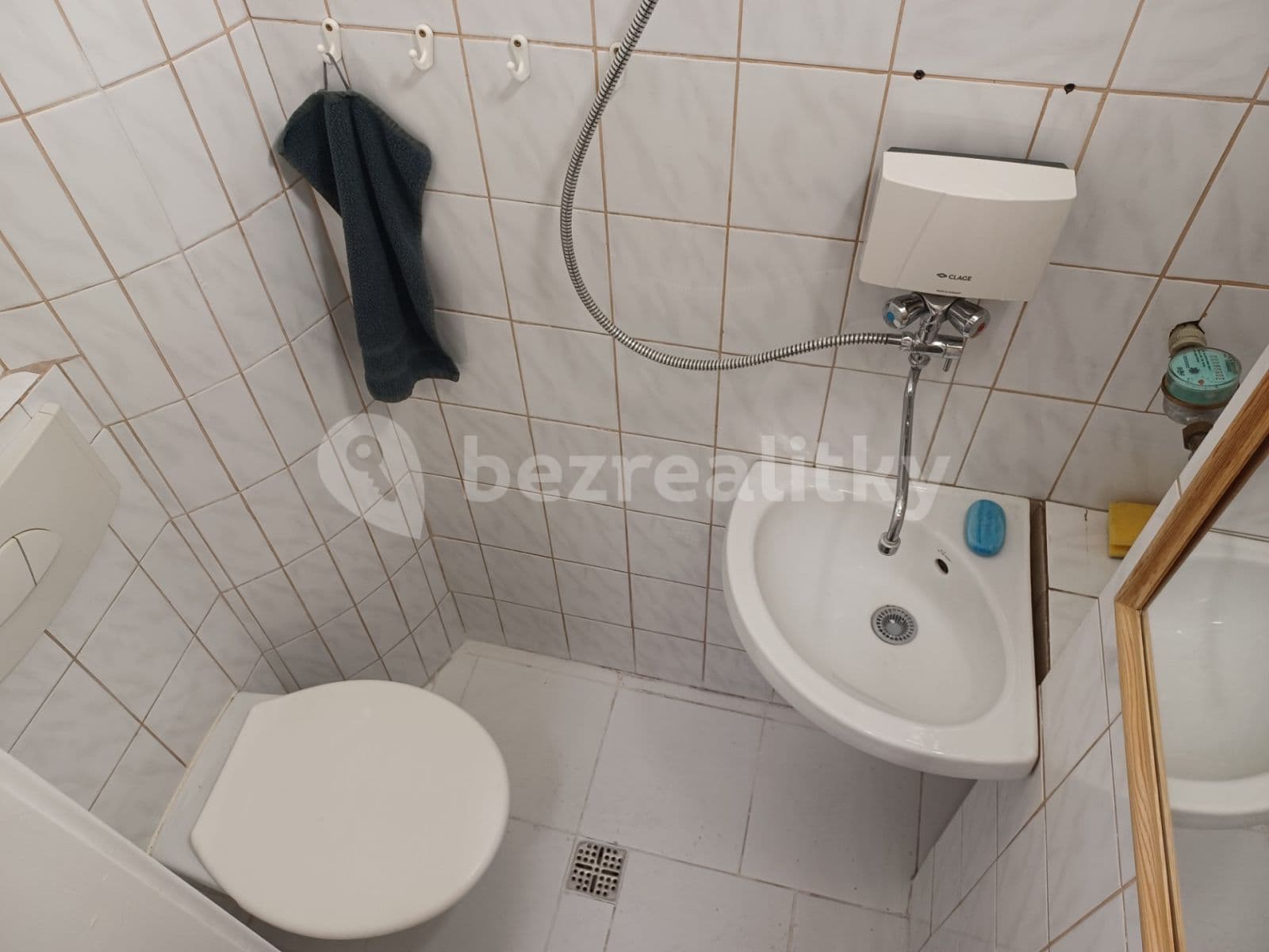 Pronájem bytu Garsoniéra 16 m², Merhautova, Brno, Jihomoravský kraj Pronájem bytu Garsoniéra 16 m², Merhautova, Brno, Jihomoravský kraj