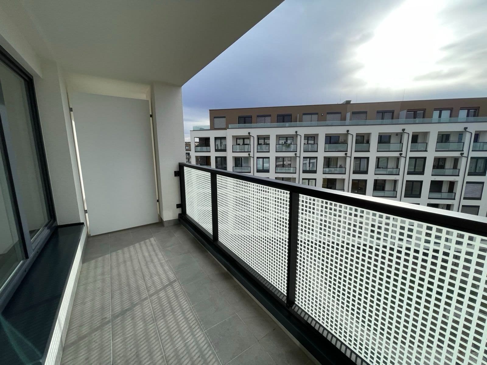 Pronájem bytu 1+kk 38 m², Gollové, Praha, Praha Pronájem bytu 1+kk 38 m², Gollové, Praha, Praha