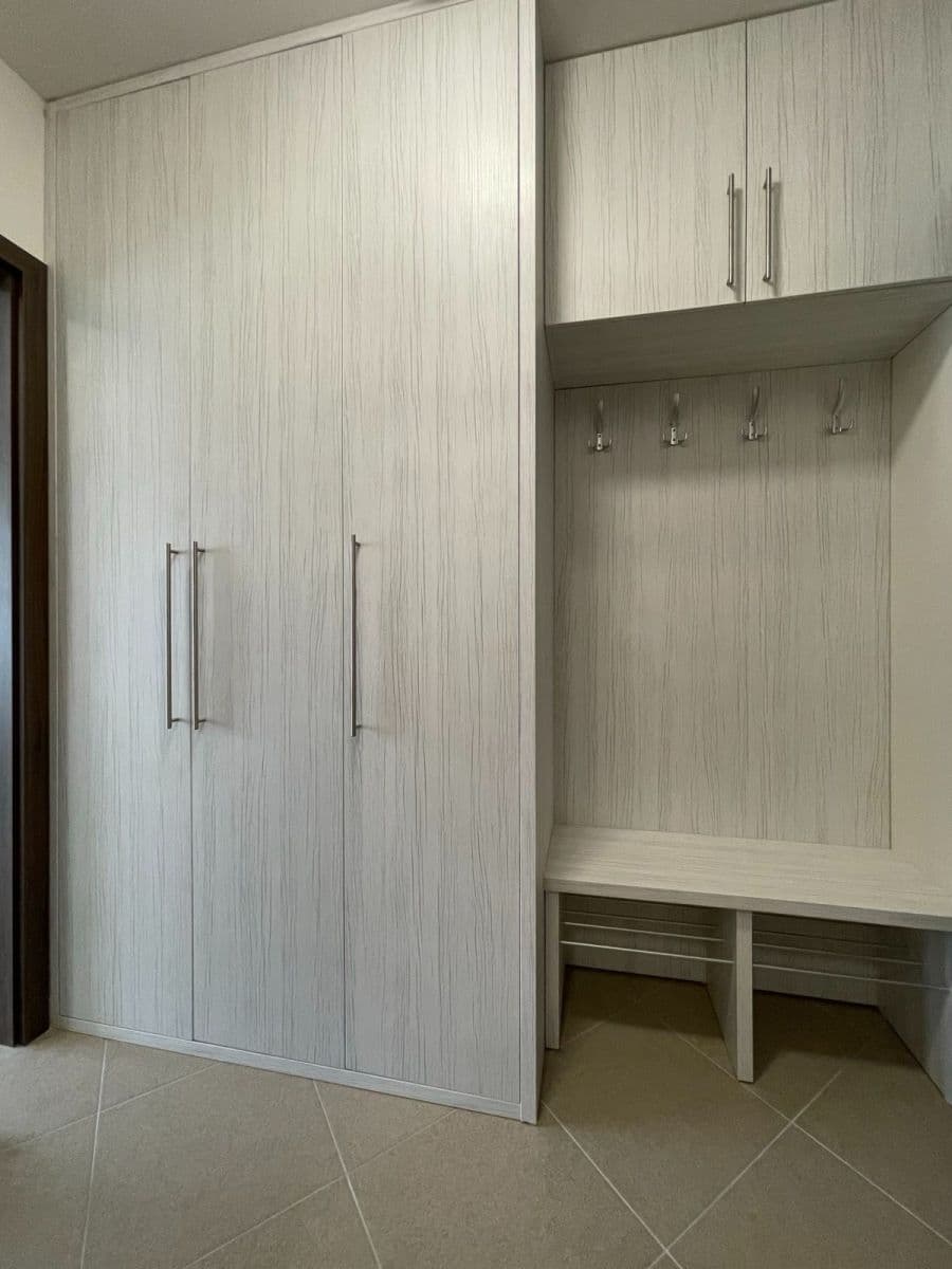 Pronájem bytu 1+kk 38 m², Gollové, Praha, Praha Pronájem bytu 1+kk 38 m², Gollové, Praha, Praha