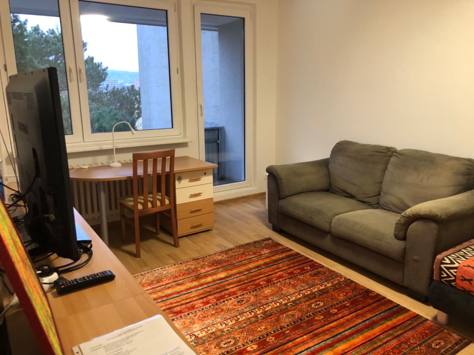 Pronájem bytu 1+1 40 m², Bujnákova, Dúbravka, Bratislavský kraj Pronájem bytu 1+1 40 m², Bujnákova, Dúbravka, Bratislavský kraj