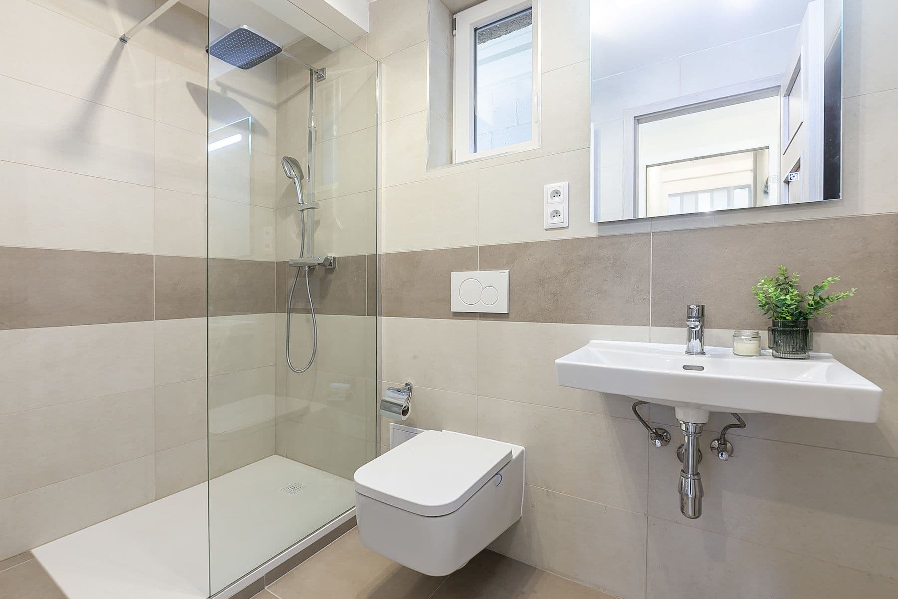 Prodej domu 186 m², pozemek 392 m², Lošetická, Praha, Praha Prodej domu 186 m², pozemek 392 m², Lošetická, Praha, Praha