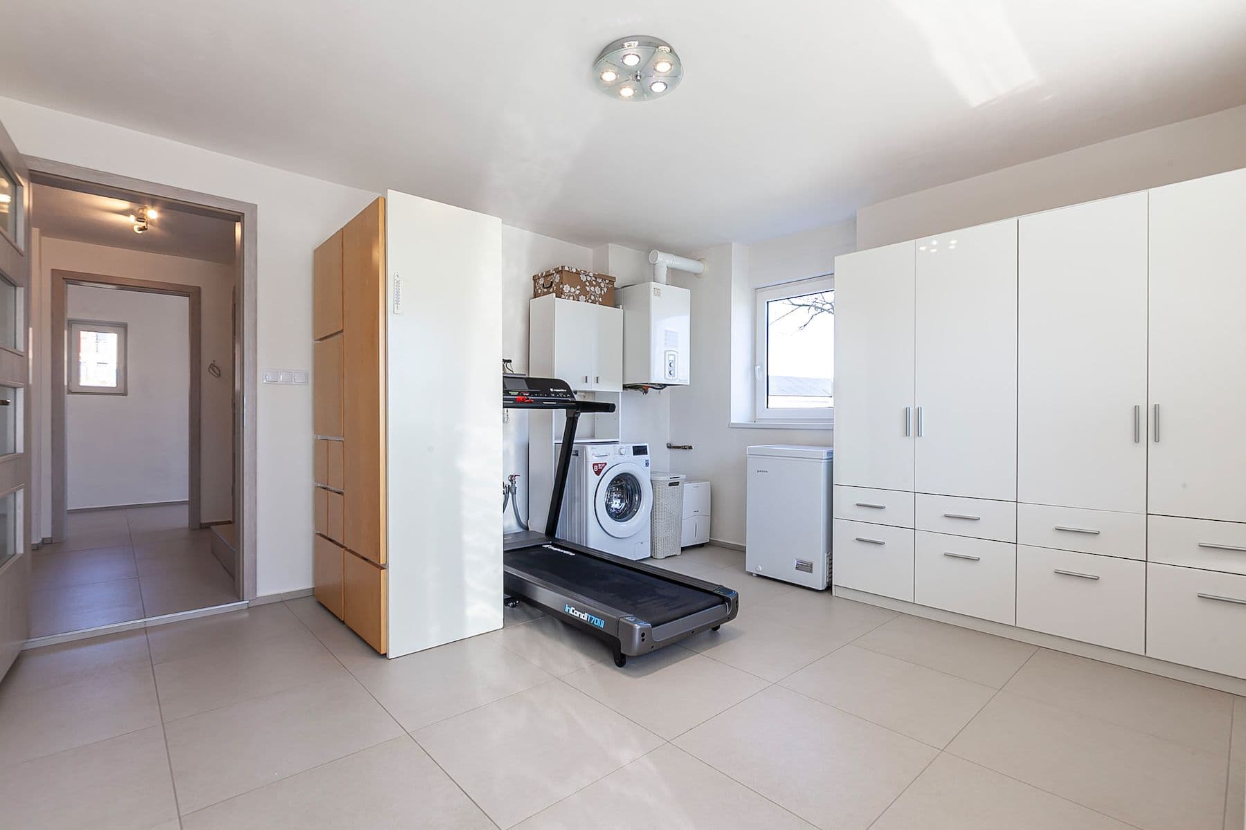 Prodej domu 186 m², pozemek 392 m², Lošetická, Praha, Praha Prodej domu 186 m², pozemek 392 m², Lošetická, Praha, Praha