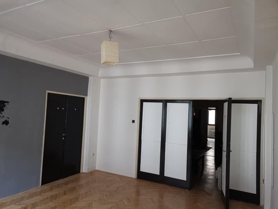 Pronájem bytu 4+1 110 m², Hálkova, Praha, Praha Pronájem bytu 4+1 110 m², Hálkova, Praha, Praha