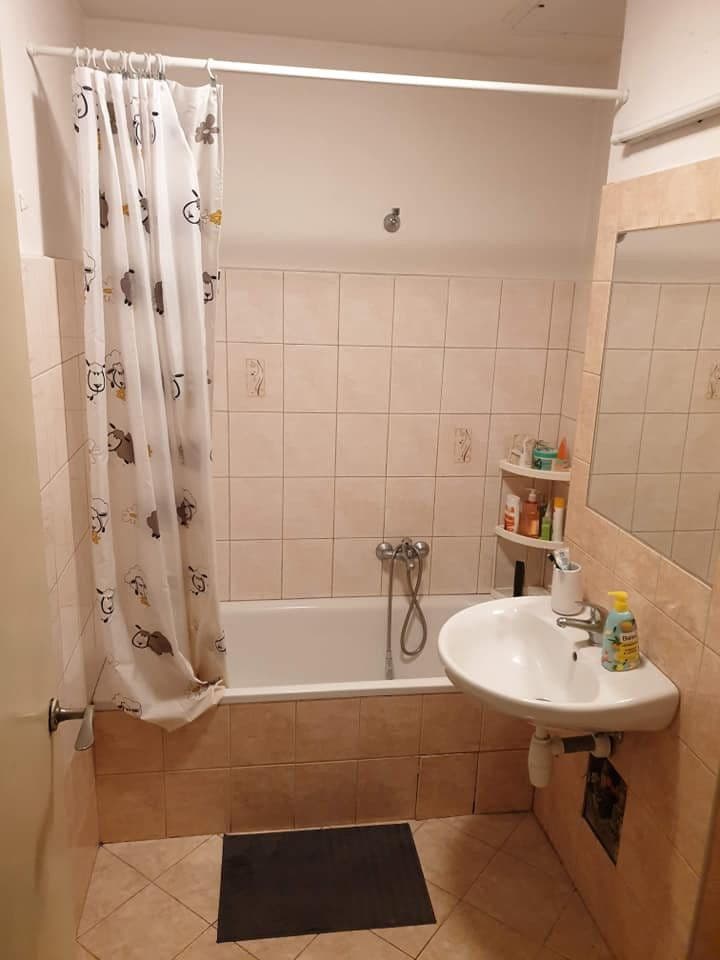 Pronájem bytu 4+1 110 m², Hálkova, Praha, Praha Pronájem bytu 4+1 110 m², Hálkova, Praha, Praha