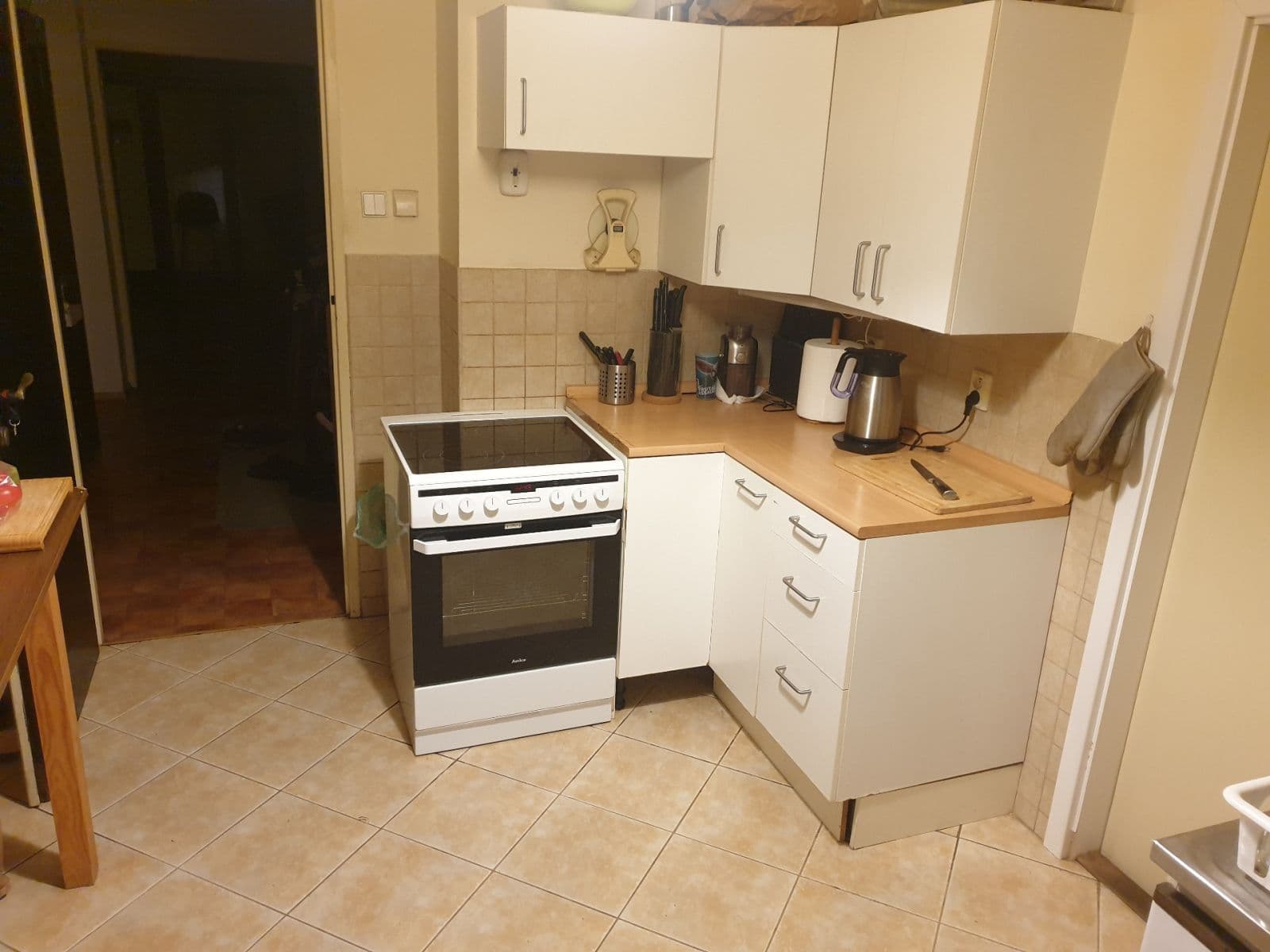Pronájem bytu 4+1 110 m², Hálkova, Praha, Praha Pronájem bytu 4+1 110 m², Hálkova, Praha, Praha