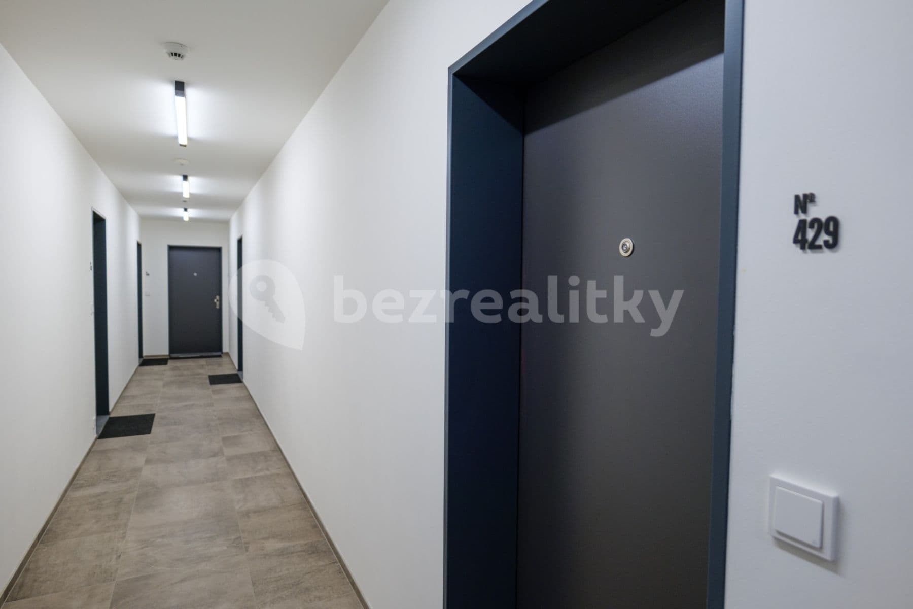 Pronájem bytu 1+kk 34 m², U Lihovaru, Praha, Praha Pronájem bytu 1+kk 34 m², U Lihovaru, Praha, Praha