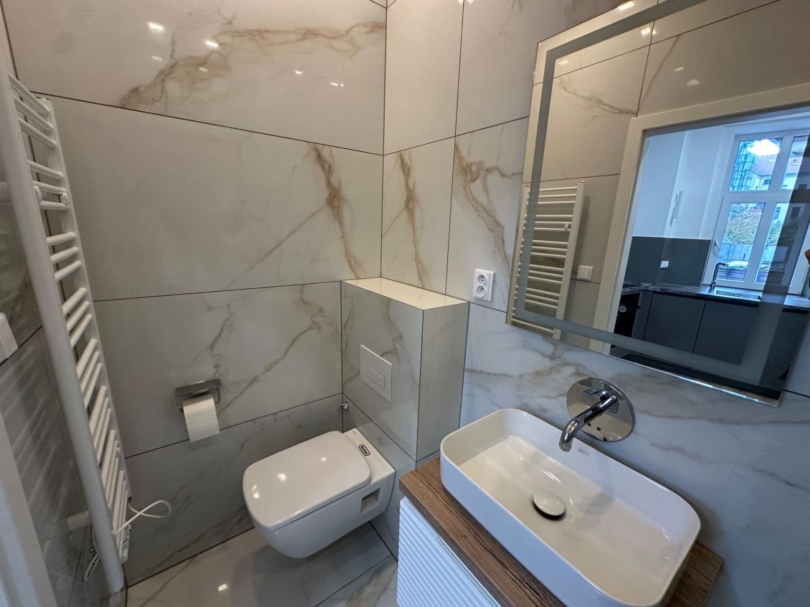 Pronájem bytu 2+kk 71 m², Milady Horákové, Praha, Praha Pronájem bytu 2+kk 71 m², Milady Horákové, Praha, Praha