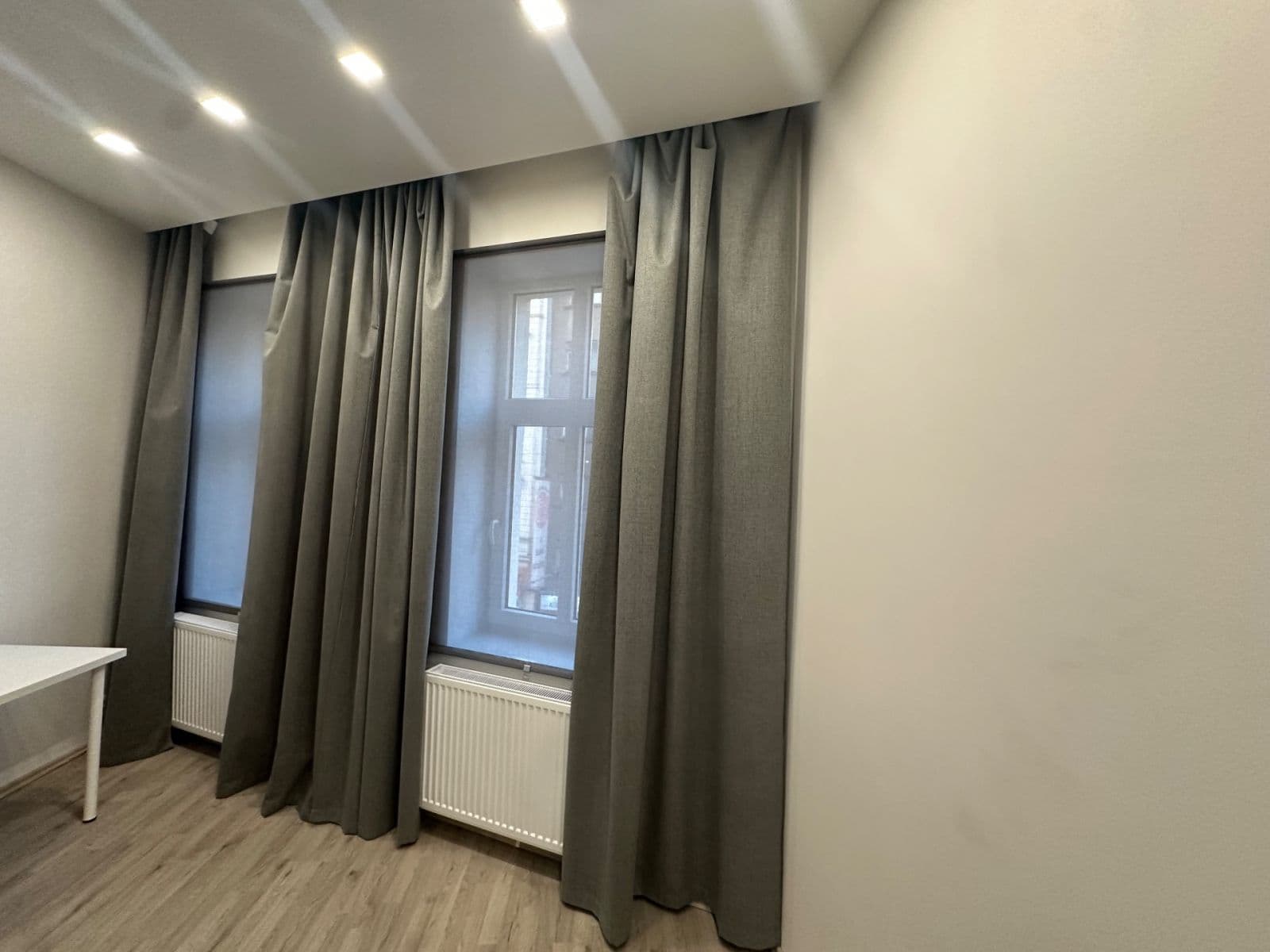 Pronájem bytu 2+kk 71 m², Milady Horákové, Praha, Praha Pronájem bytu 2+kk 71 m², Milady Horákové, Praha, Praha