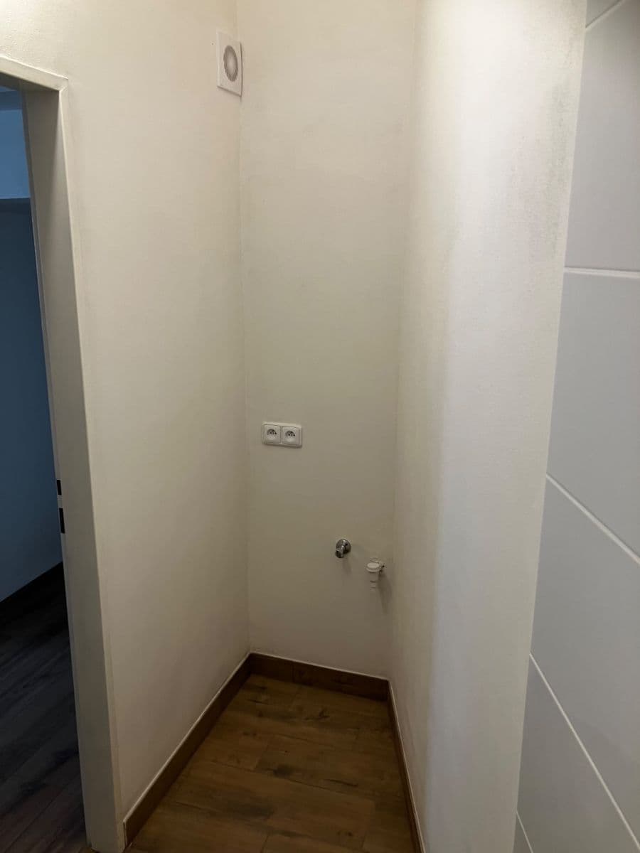Prodej bytu 2+1 68 m², plk. Stříbrného, Kladno, Středočeský kraj Prodej bytu 2+1 68 m², plk. Stříbrného, Kladno, Středočeský kraj