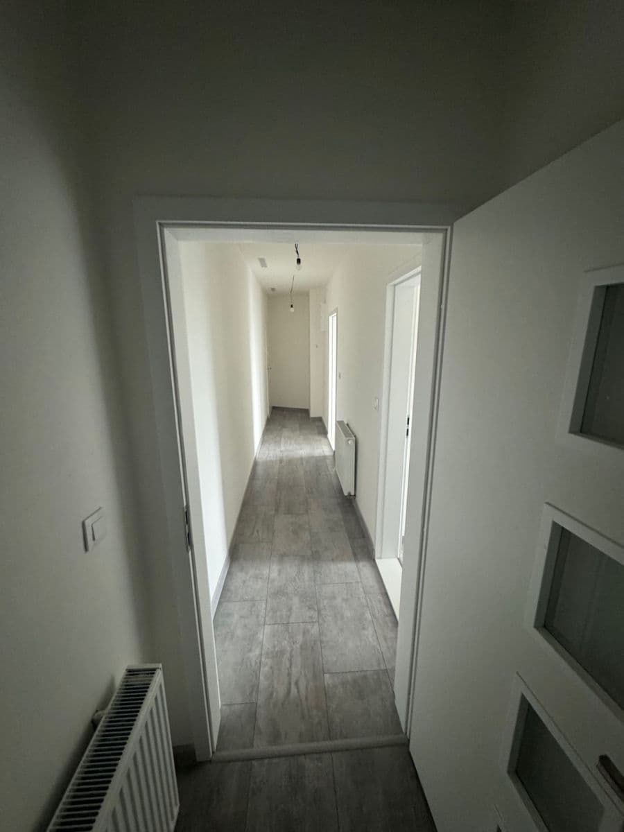 Pronájem bytu 2+1 60 m², Sokolovská, Karlovy Vary, Karlovarský kraj Pronájem bytu 2+1 60 m², Sokolovská, Karlovy Vary, Karlovarský kraj