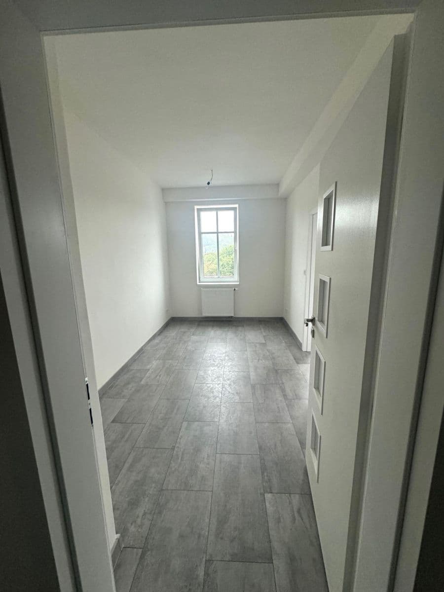 Pronájem bytu 2+1 60 m², Sokolovská, Karlovy Vary, Karlovarský kraj Pronájem bytu 2+1 60 m², Sokolovská, Karlovy Vary, Karlovarský kraj
