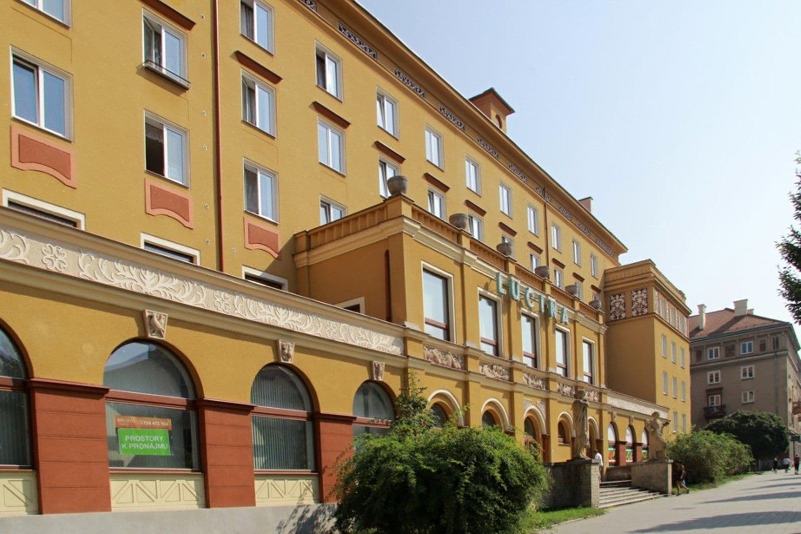 Pronájem nebytového prostoru 30 m², Hlavní třída, Havířov, Moravskoslezský kraj Pronájem nebytového prostoru 30 m², Hlavní třída, Havířov, Moravskoslezský kraj